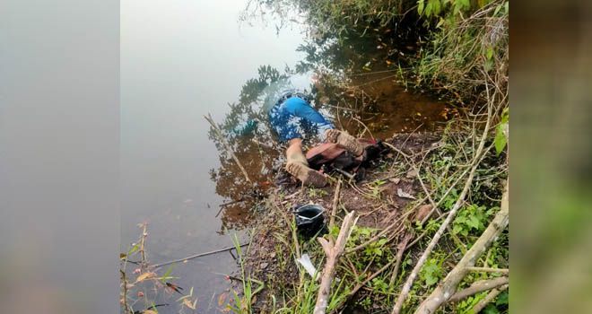 Warga Temukan Jasad Setengah Tenggelam