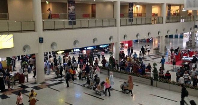 Situasi di Bandara Kualanamu, Jumat (31/5). Foto: Antara Sumut/Munawar