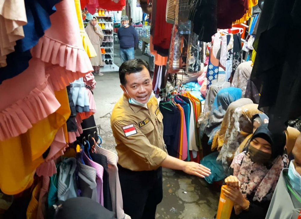 Blusukan Ala Al Haris Susuri Pasar Gang Siku.