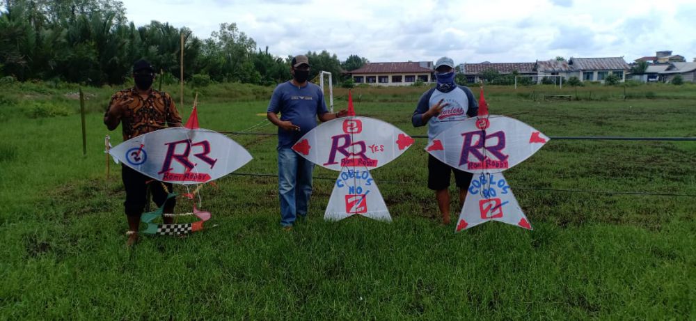 R2 Berkibar Dilangit Mendahara.