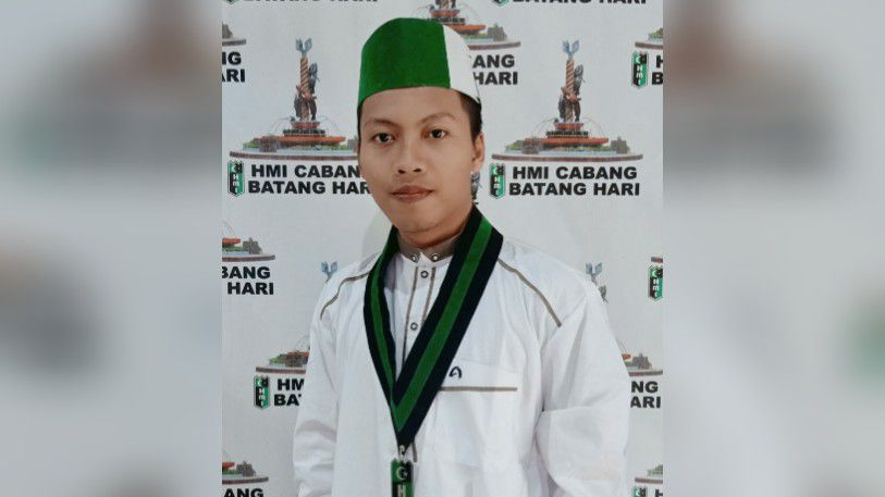 Ketua Umum HMI Cabang Batanghari Edi franstiyo.