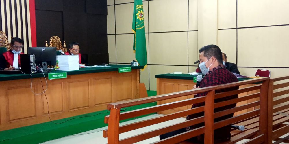 Sidang gratifikasi yah menjerat mantan plt kadis PUPR Provinsi Jambi Arfan kembali digelar Kamis (12/11) di pengadilan Tipikor Jambi.