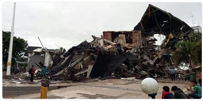 Gempa Majene Robohkan Kantor Gubernur Sulbar. (istimewa)