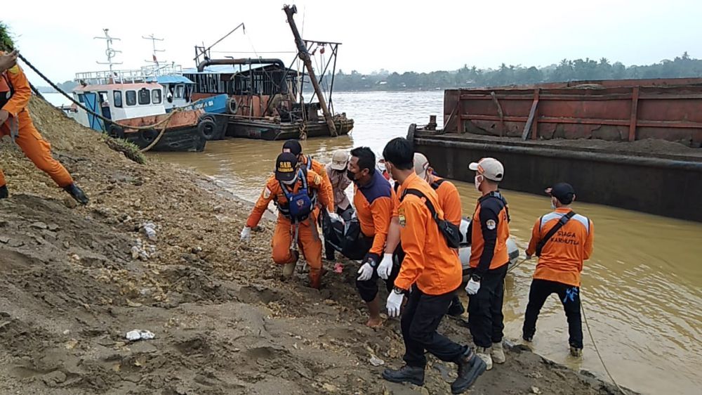 Warga Pematang Pulai Yang tenggelam ditemukan tak Bernyawa.