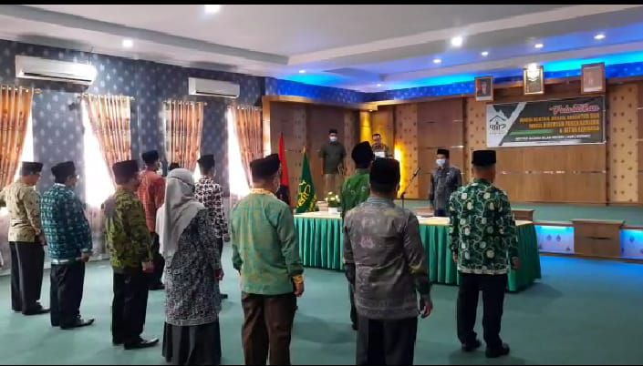 Jafar Akhmadi dilantik sebagai Wakil Rektor II IAIN Kerinci bersama para pejabat lainnya Kamis (18/3) di Sungai Penuh