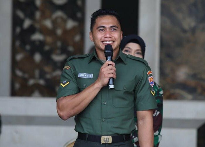 Aprilia Santini Manganang punya nama baru yaitu Aprilio Perkasa Manganang. 