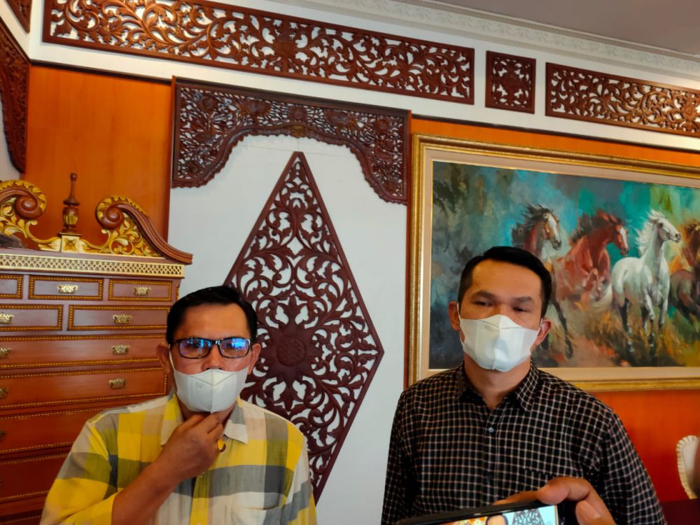 Ahmadi Zubir dan Alvia Santoni Seusai Gladi Bersih.