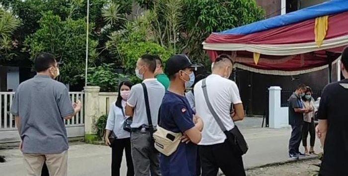 TKA China datangi Polres Lebak minta divaksin (ist)