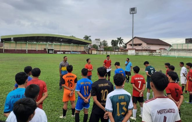 SELEKSI SURATIN U-17: Tanjabbar sedang mempersiapkan atlit terbaik yang akan dikirim pada ajang Piala Soeratin U-17 Rayon Jambi, September 2021 mendatang.
