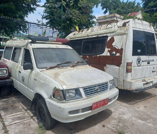 DILELANG: Kendaraan dinas yang akan dilelang DPKAD Kota Jambi.

