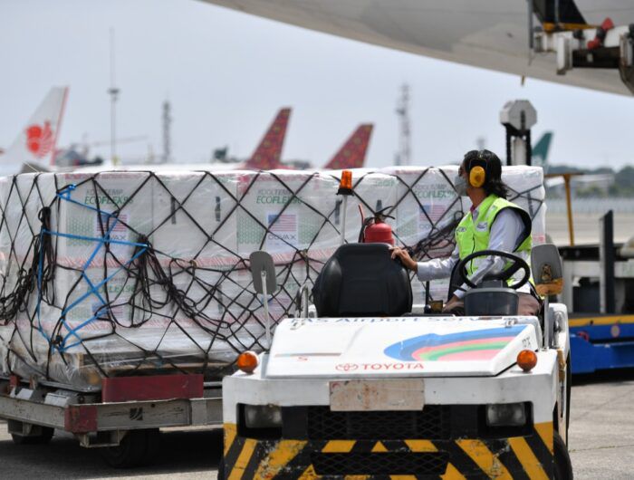 3.000.060 dosis vaksin siap pakai Moderna tiba di Indonesia