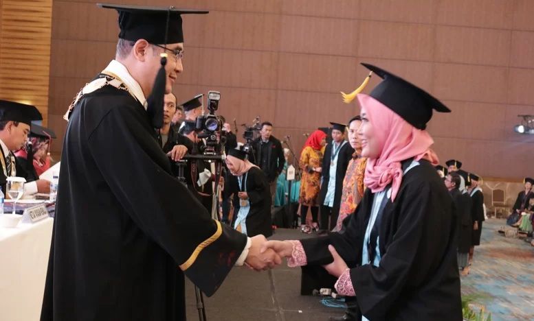 Enam Prodi Universitas Esa Unggul berhasil mendapatkan hibah Penerapan Kerja Sama Kurikulum Merdeka Belajar-Kampus Merdeka (MBKM) dari Direktorat Jenderal Pendidikan Tinggi Kementerian Pendidikan dan Kebudayaan tahun 2020. (dok.UEU)
