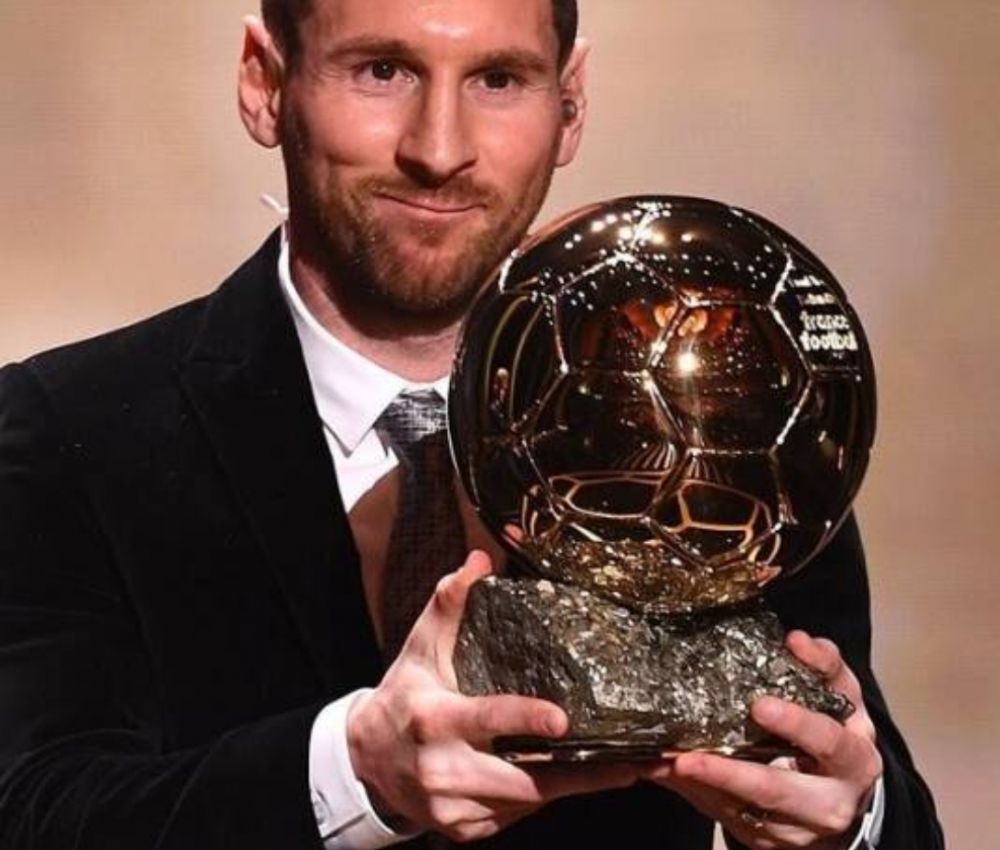 Lionel Messi raih Ballon d'Or 2021 yang tujuh kalinya.