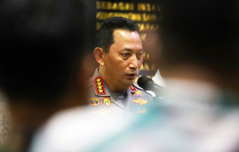 Kapolri Jenderal Pol Listyo Sigit Prabowo menyampaikan keterangan pers terkait penyidikan kasus penembakan Brigadir J di Mabes Polri, Jakarta, Kamis (4/8/2022). 