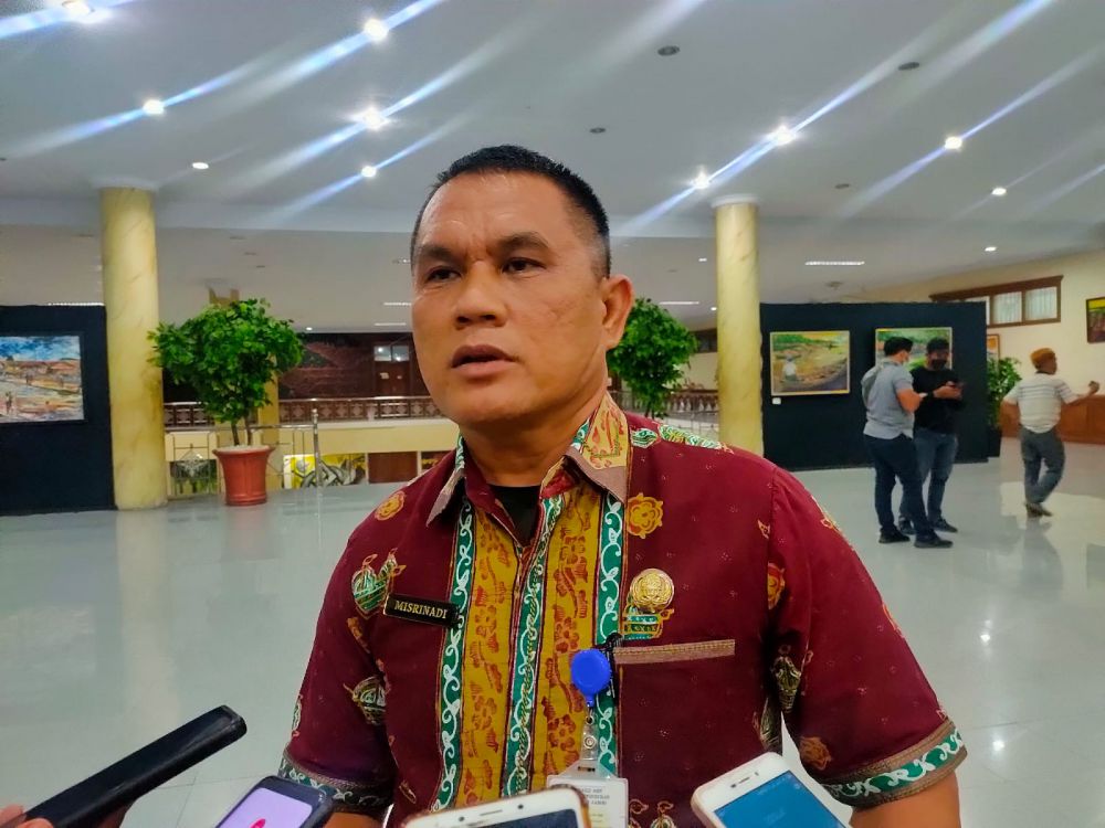 Kepala Bidang Pembinaan SMA Dinas Pendidikan Provinsi Jambi Misrinadi, S.Pd, MM