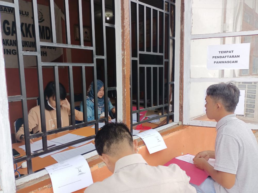 Penerimaan pendaftaran panwascam di Kota Sungai Penuh