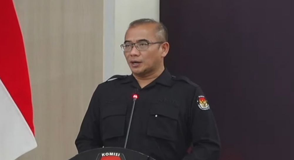 Ketua KPU RI, Hasyim Asy'ari saat acara penyerahan DP4 di Gedung KPU RI, Jakarta Pusat. 