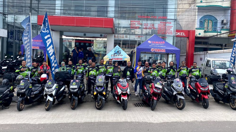 20 Riders Bertolak ke Tanah Suci Mengendarai Yamaha Maxi