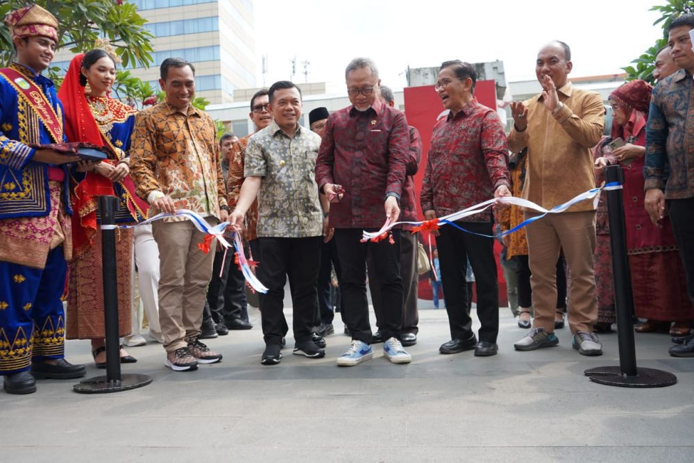 Gubernur Al Haris : Satu Hari Bersama Jambi Ajang Perkenalkan Unggulan Jambi di Tingkat Nasional