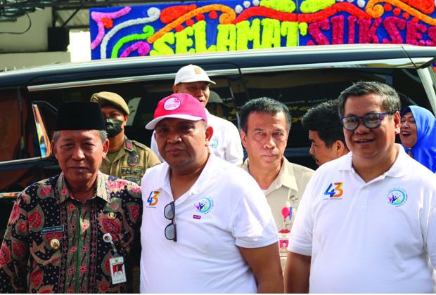 Wagub dan Direktur Operasional PT Taspen (Persero) sambut kedatangan Pak Wamenaker RI.