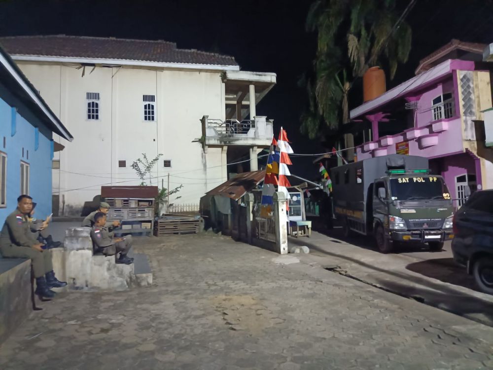 Razia yang dilakukan Satpol PP Kota Jambi di eks Payo Sigadung tidak ada hasil. Petugas tak menemukan adanya aktivitas PSK disana.

 