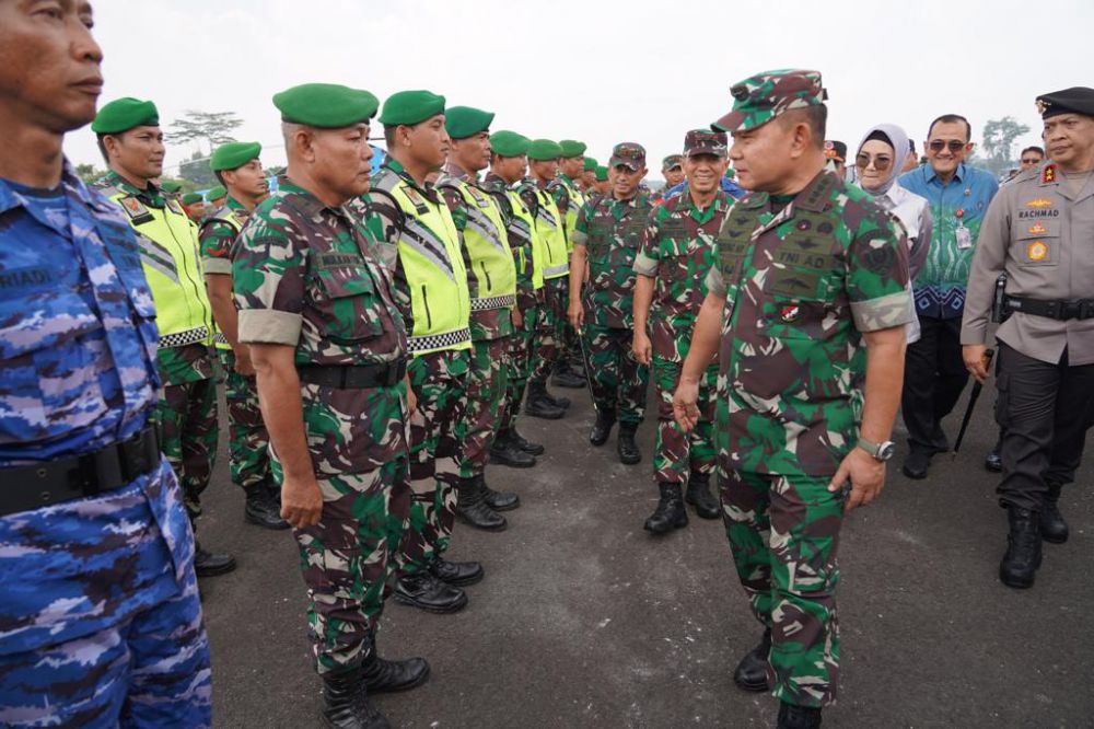 Kepala Staf Angkatan Darat (Kasad), Jenderal TNI Dr. Dudung Abdurachman