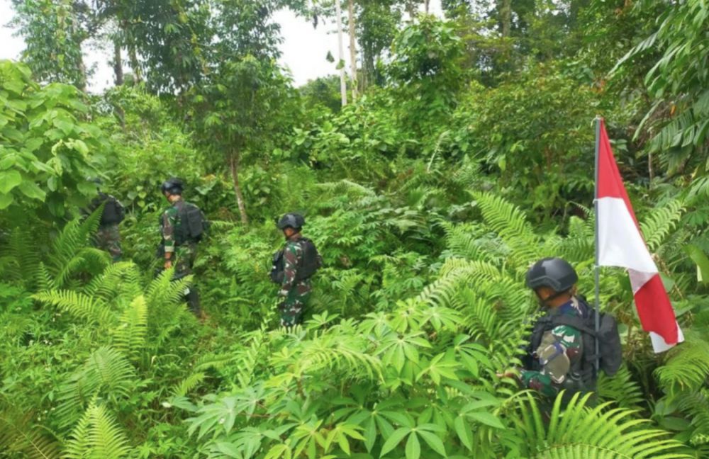 Pasukan TNI melumpuhkan lima anggota KKB. 