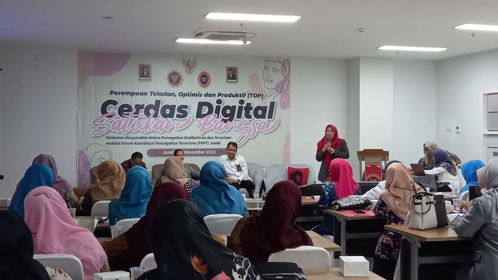 Cegah Paham Radikal, BNPT - FKPT Ajak Perempuan Jambi Cerdas Kelola Media Sosial