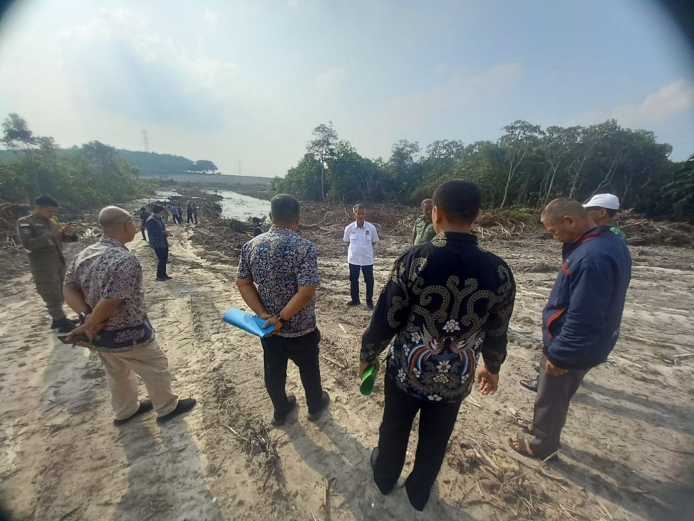 Pembangunan Stokpile Ditolak Warga.