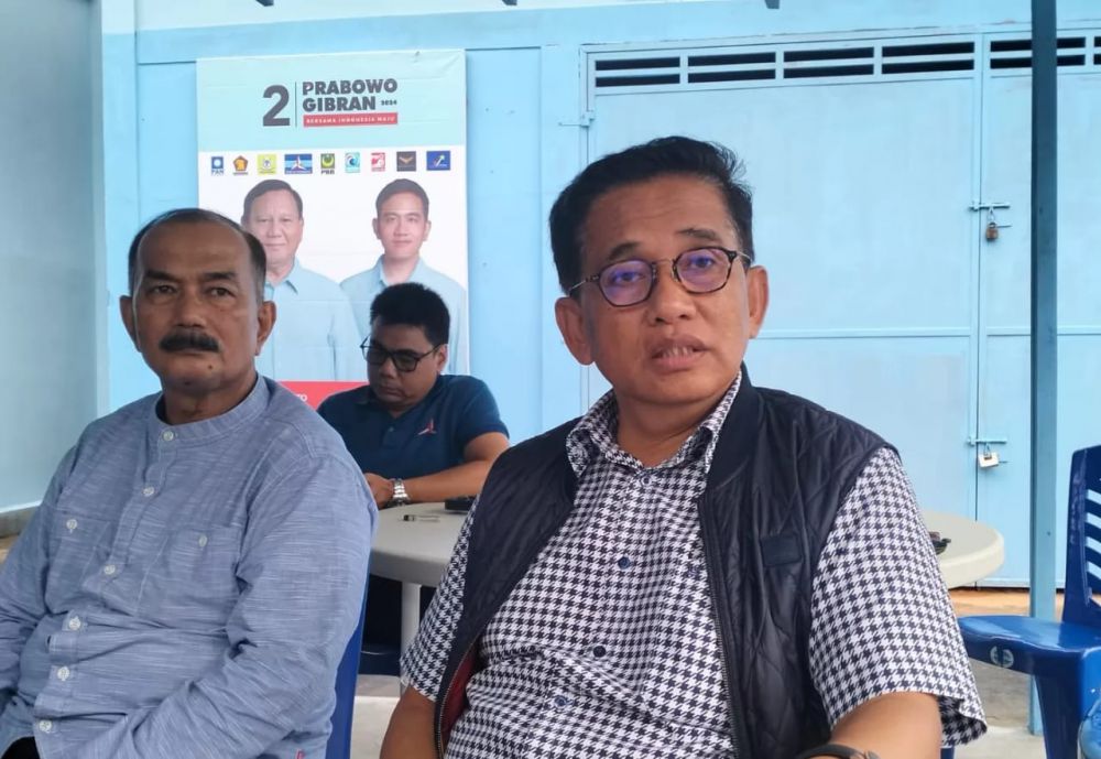 Ketua Tim Kampanye Daerah (TKD) Capres-Cawapres Prabowo Subianto-Gibran Rakabuming Raka menyampaikan keterangan persnya kepada awak media belum lama ini.