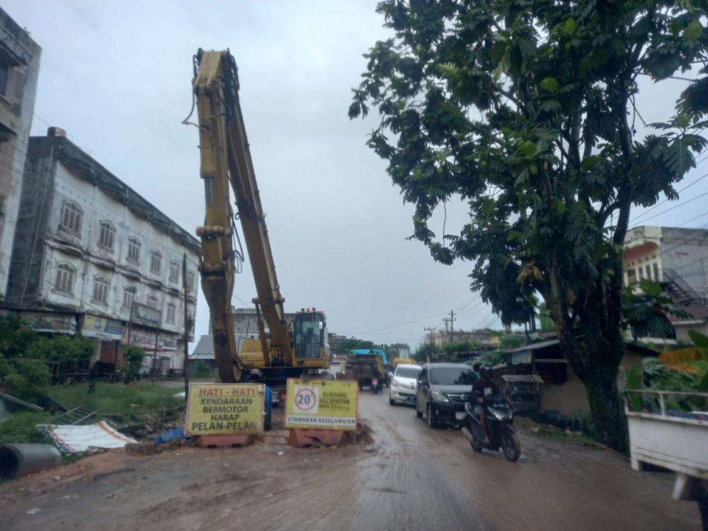 Belum Rampung 100 Persen! Pekerjaan Jaringan Perpipaan IPALD di Kota Jambi Bakal Diperpanjang Hingga Juni 2024