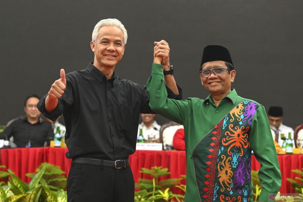 Calon presiden dan wakil presiden, Ganjar Pranowo-Mahfud MD tampil bersama saat deklarasi pasangan beberapa waktu lalu.
