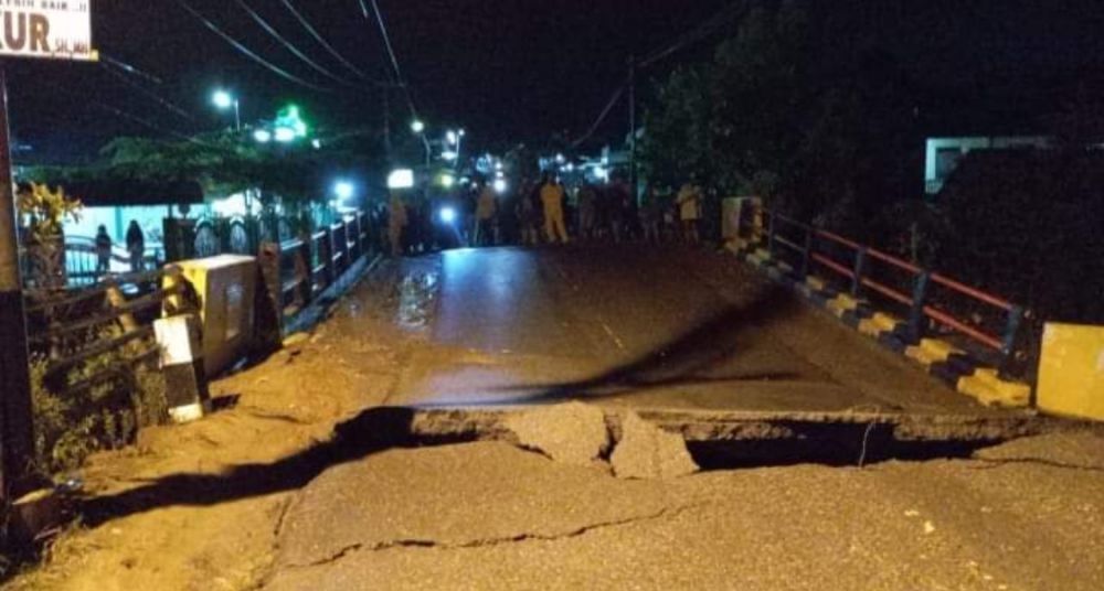 Jembatan Tamiai yang Hubungkan Bangko - Kerinci Amblas, BPJN dan Pemda Kerinci Sebut Sudah Ditangani dan Ada Jalan Alternatif