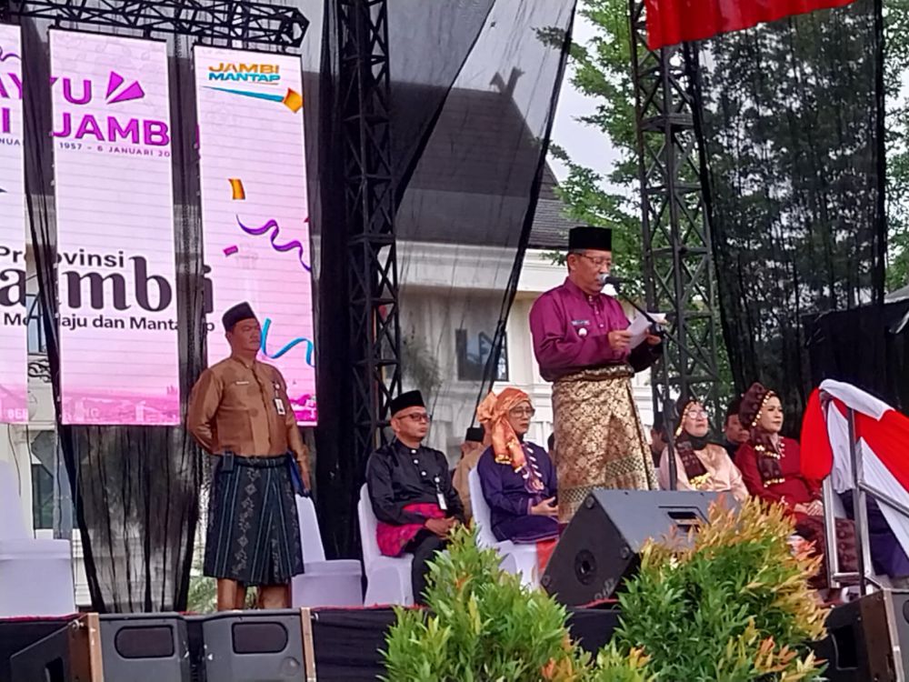 Laksanakan Upacara HUT Provinsi Jambi ke-67, Ini Pesan Gubernur Al Haris dan Wagub Abdullah Sani