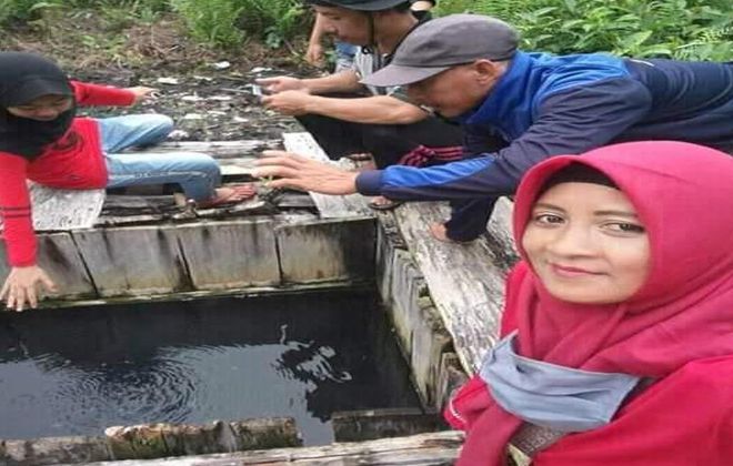 Wisata sumber air panas di dataran rendah di wilayah Desa Pandan Sejahtera, Kecamatan Geragai, Kabupaten Tanjabtim.