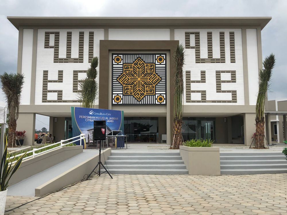 Gubernur Haris Resmikan Masjid Al Jabbar CitraRaya City Mendalo Jambi