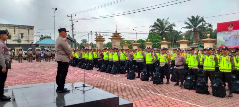 Cek Kesiapan Pengamanan Pemilu di Batanghari, Wakapolda Jambi Himbau Personel Jangan Tinggalkan TPS saat Bertugas 