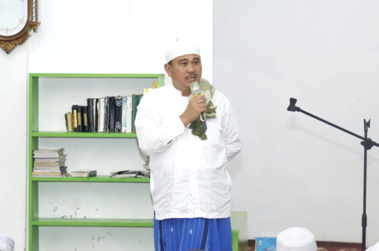 Bupati Bungo, H. Mashuri menyampaikan sambutan dalam kegiatan Isra' Mi'raj