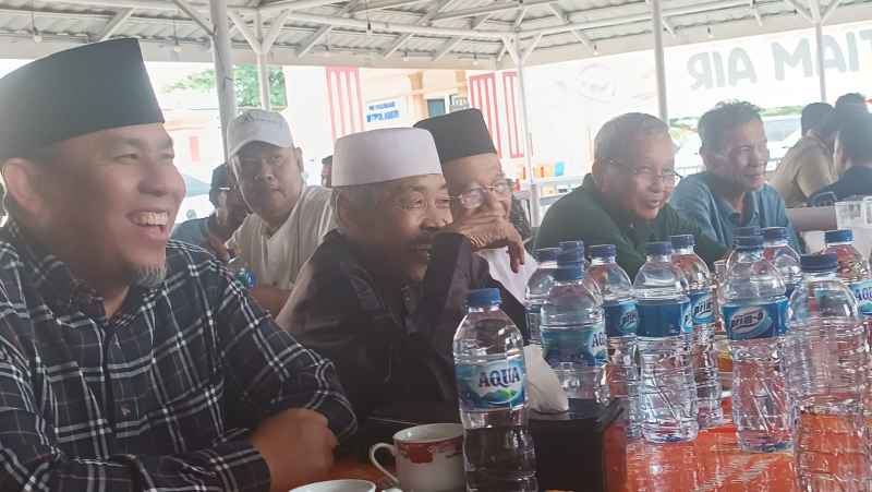 H Abdul Rahman Hadiri Grand Opening Kopi Tiam Air