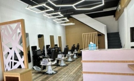 Barbershop Tascuthair, berlokasi di Kota Jambi