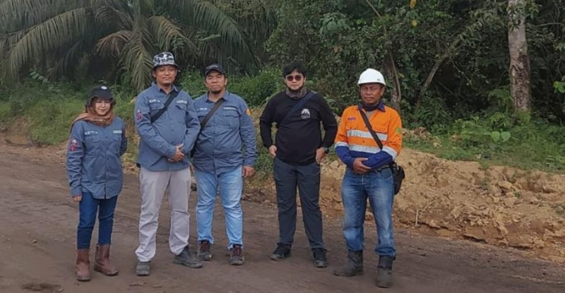 Penelitian Dosen Teknik Kebumian Universitas Jambi Studi Batimetri Dan Karakteristik Sedimen Dasar Sungai Sebagai Peralihan Angkutan Batubara Melalui Jalur Sungai Batanghari
