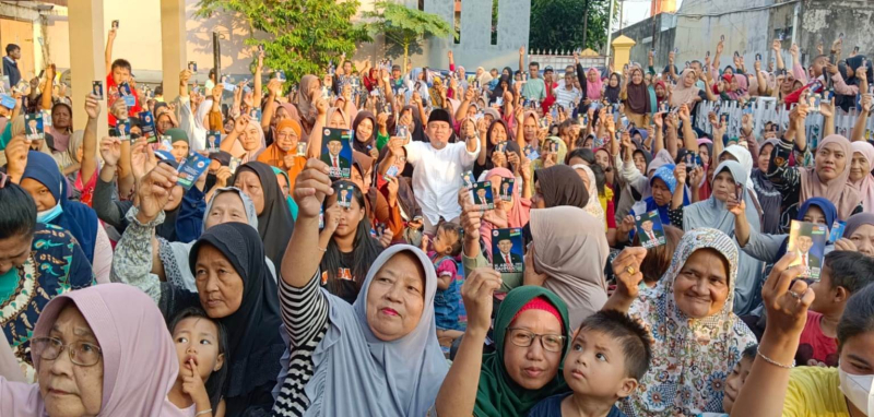 Di Tambak Sari, H Abdul Rahman Merasa Terharu Dapat Dukungan Dari Warga