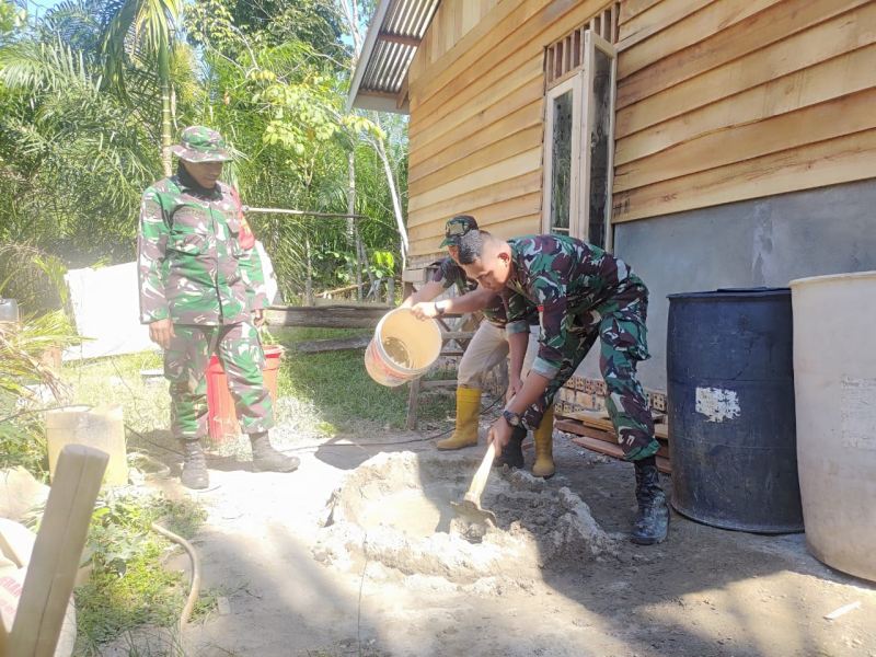 Satgas TMMD Terus Bergotong Royong, Pengerjaan Fisik RTLH Ibu Waini Capai 70 Persen