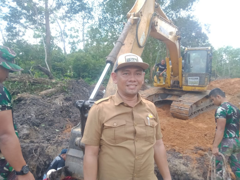 Berkolaborasi Dengan Kodim 0415/Jambi PPTK PUPR Muaro Jambi Cek Sasaran Fisik TMMD 121