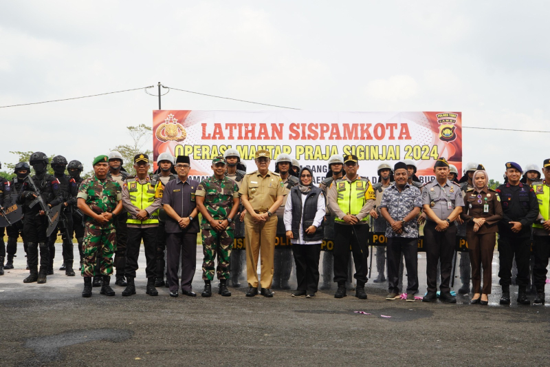 Dandim 0416/Bute Hadiri Latihan Gabungan Sispamkota Operasi Mantap Praja Siginjai 2024