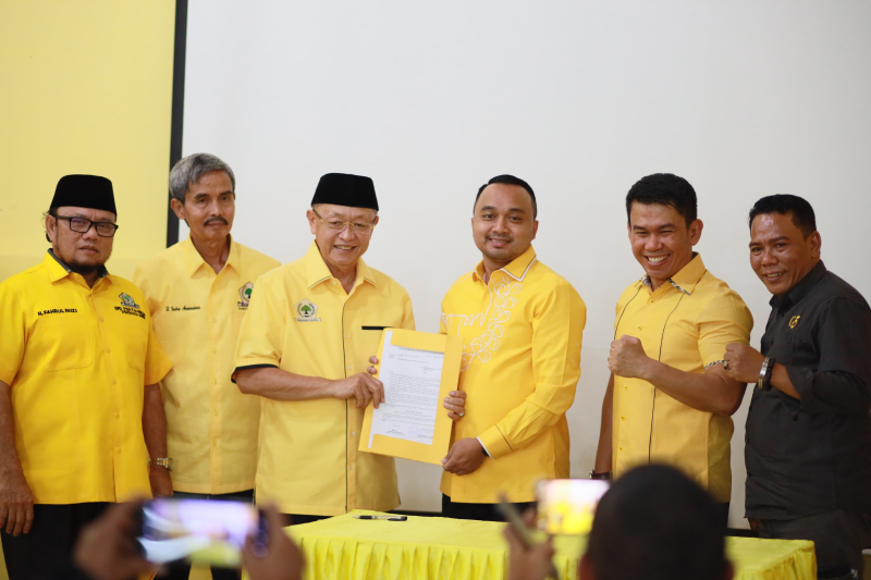 Kantongi Rekomendasi DPP Partai Golkar, Khalis Mustiko Jabat Ketua DPRD Tebo