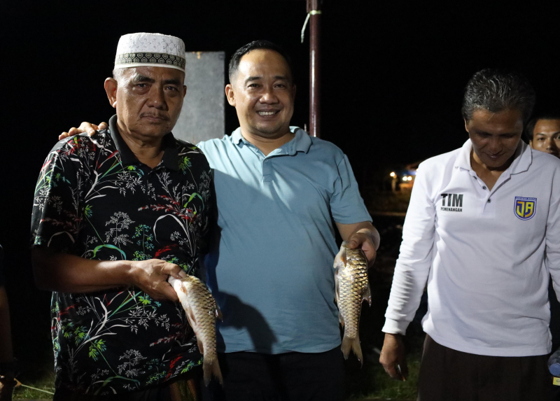 Buka Lubuk Larangan, Hingga Bermalam di Rumah Warga, Jumiwan Aguza Sangat Dekat dengan Warga Limbur