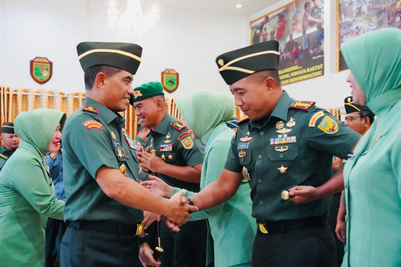 Dandim 0415/Jambi Kolonel Inf Yoga Cahya Prasetya Resmi Naik Pangkat