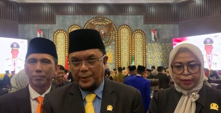 Hadiri Pelantikan Pimpinan DPRD Kota Jambi, Ivan Wirata Dukung Kerjasama DPRD Provinsi