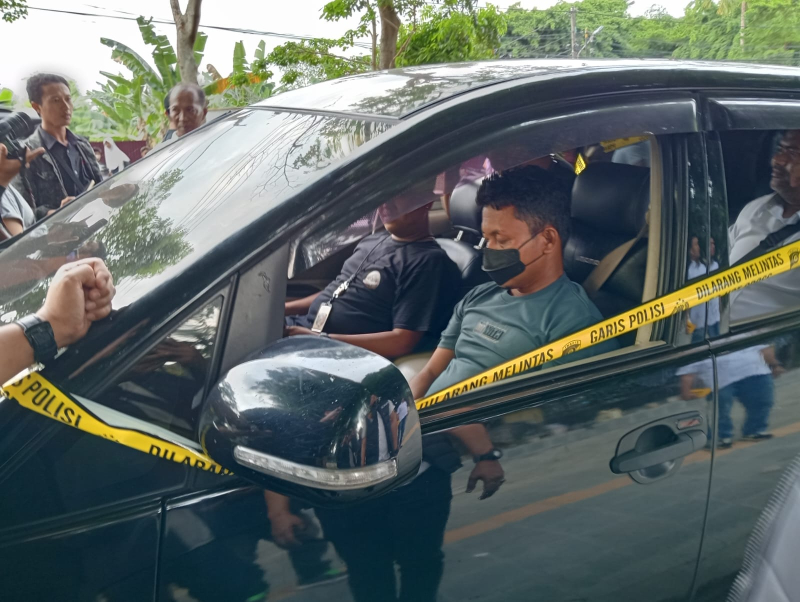 Polisi Gelar Pra Rekontruksi Kasus Kematian Sopir Travel di Depan Rumdis Walikota Jambi

